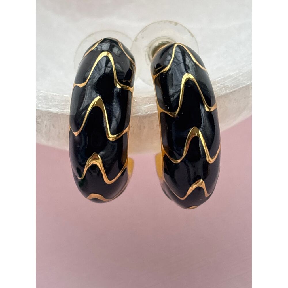 Enamel Vintage Hoop Back Black Gold Pierced Earrings - Picture 2 of 8
